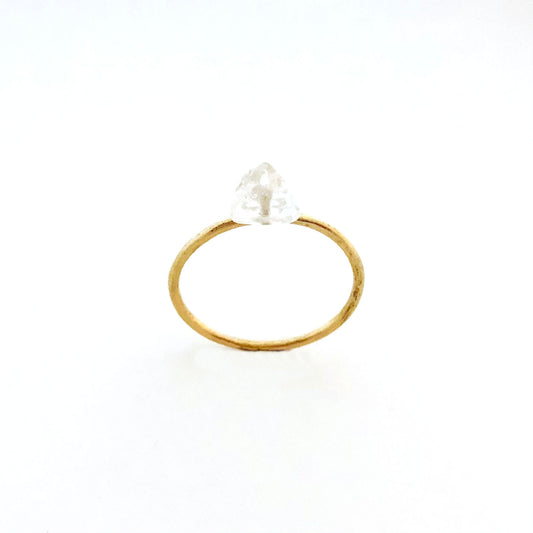 Ditte Gren. Ring. Krystal